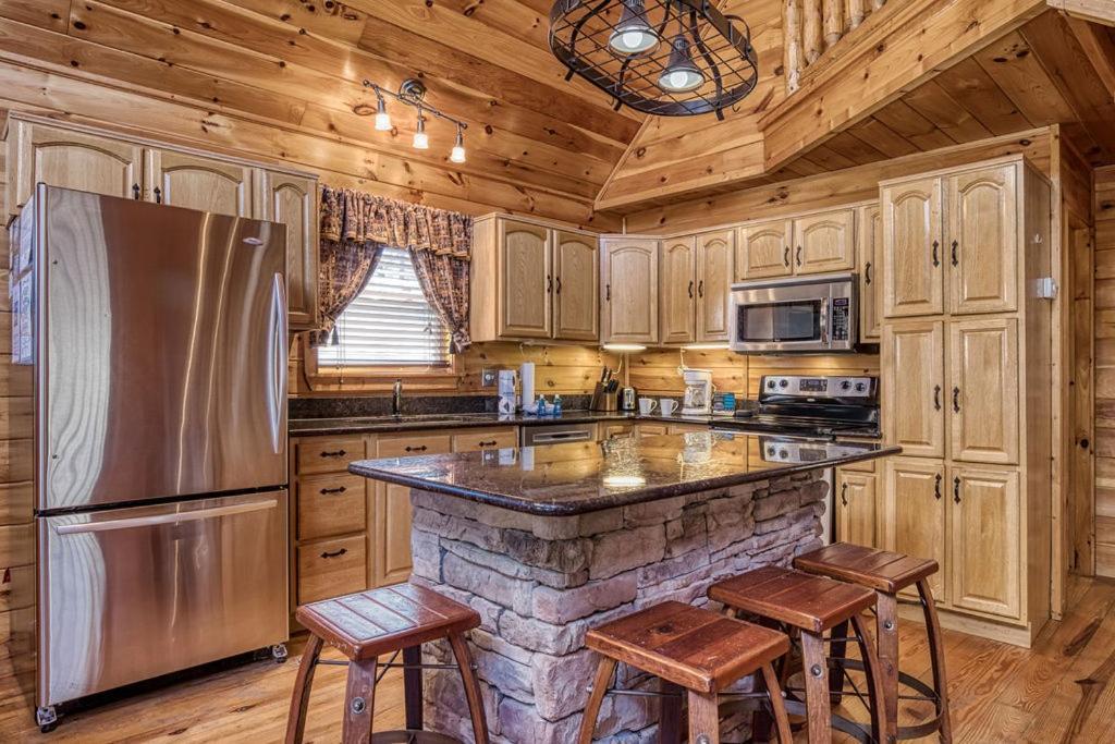 Wilderness Lodge, Hot Tub, Game Room, Pool Access, 1089 Free Tickets Each Paid Day, Dollywood And M Сивиървил Екстериор снимка