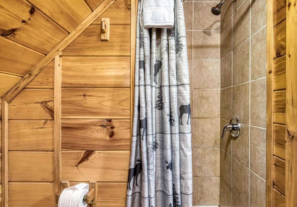 Wilderness Lodge, Hot Tub, Game Room, Pool Access, 1089 Free Tickets Each Paid Day, Dollywood And M Сивиървил Екстериор снимка