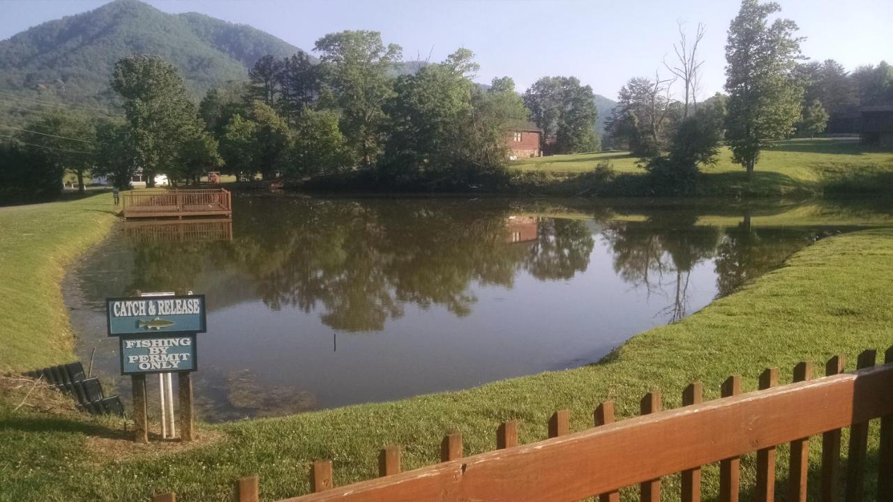 Wilderness Lodge, Hot Tub, Game Room, Pool Access, 1089 Free Tickets Each Paid Day, Dollywood And M Сивиървил Екстериор снимка