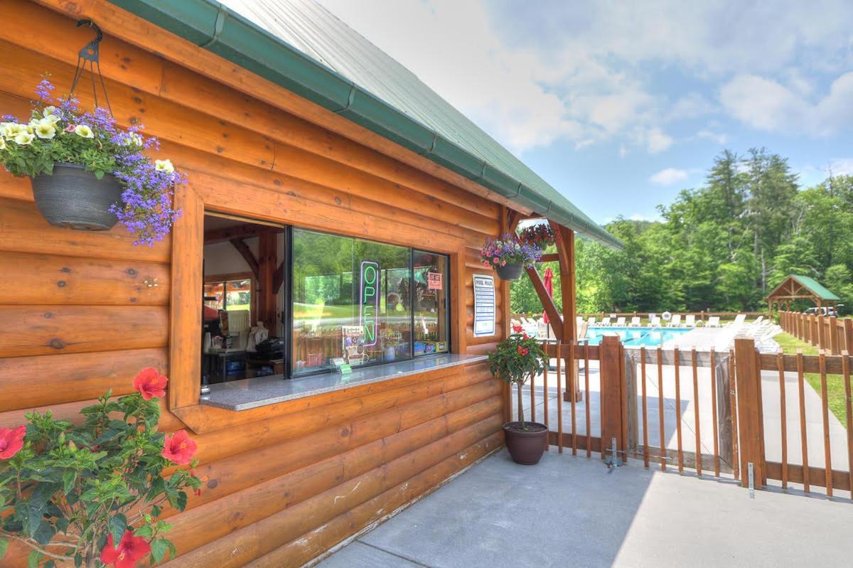 Wilderness Lodge, Hot Tub, Game Room, Pool Access, 1089 Free Tickets Each Paid Day, Dollywood And M Сивиървил Екстериор снимка